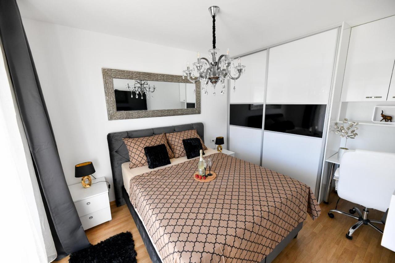 Lauris Luxury Apartment Zára Kültér fotó